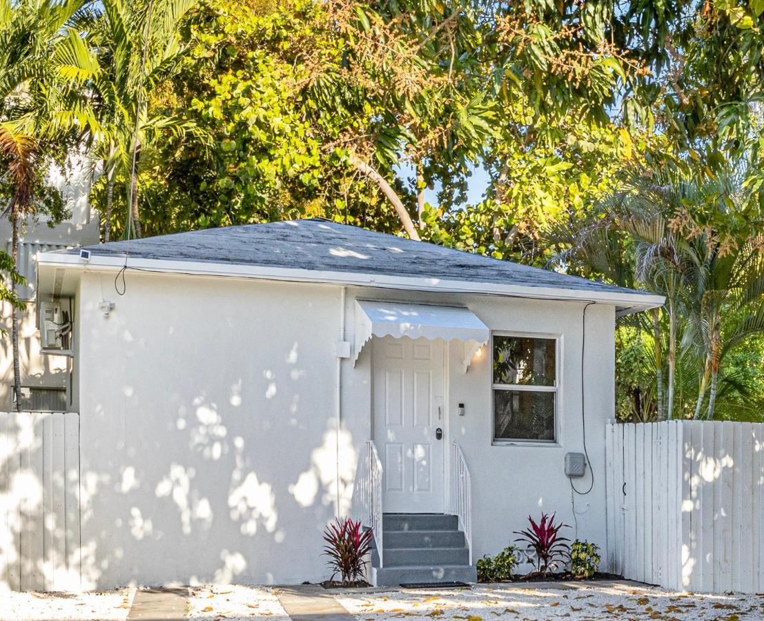 Beautiful Casita With King Bed And Private Patio Close To Calle 8, Mia Airport, Coral Gables Miami Exterior foto
